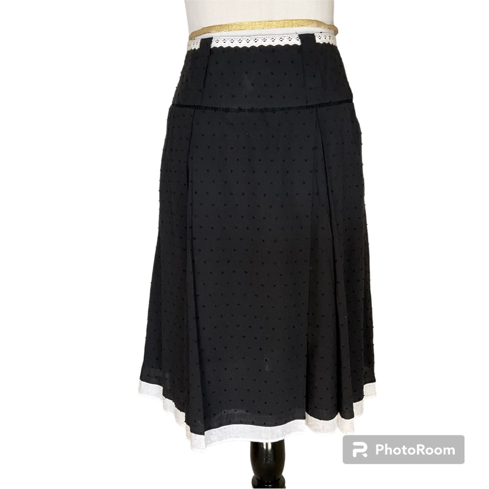Black Textured Swiss Dot Skirt White Hemline Lace Accent Waist Cotton Size 4